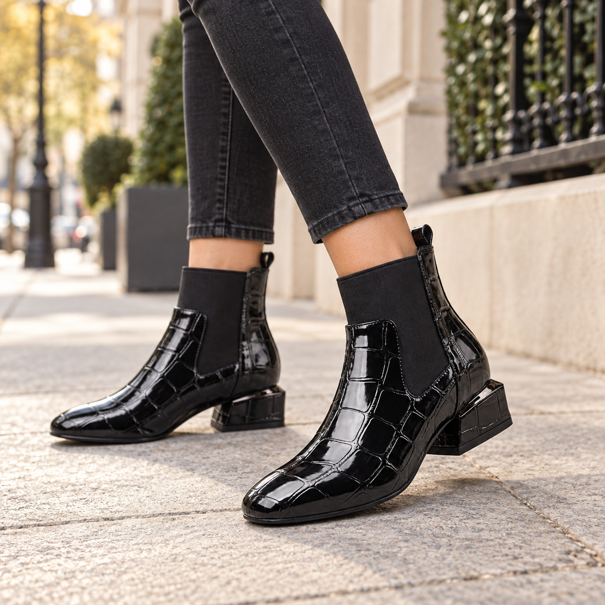 Women's Leather Chelsea Ankle Boots