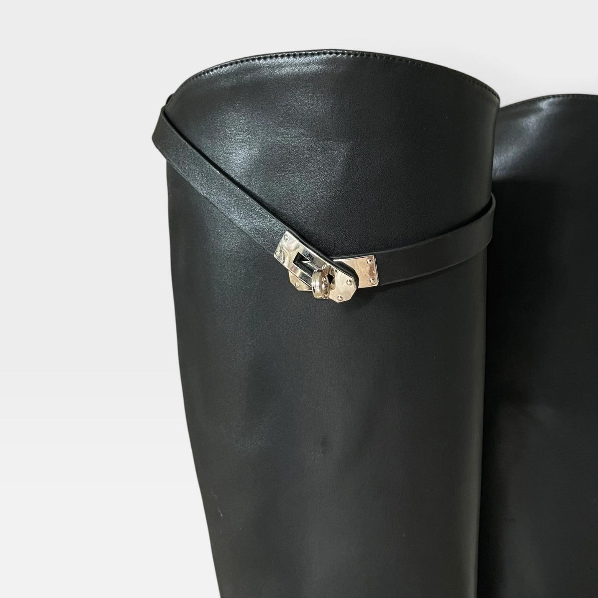 Women's Knee High Leather Buckle Boots